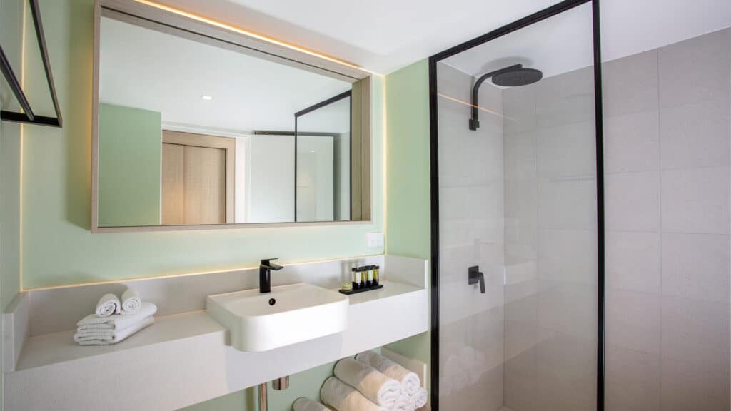 1920x1080px_SWR_Bathroom